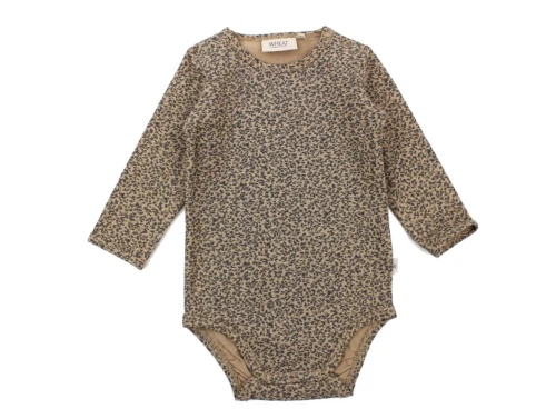 Wheat body tangled acorn